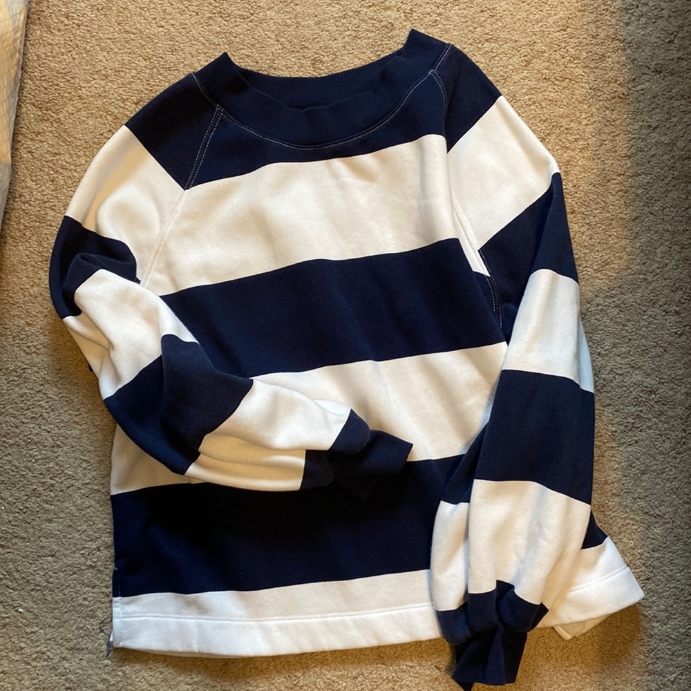 Old navy striped crewneck